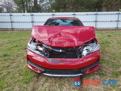 Piąte zdjęcie samochodu w środku: 2017 HONDA ACCORD LX-S VIN:1HGCT1B35HA002108 - miniatura