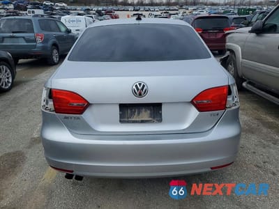 Zdjęcie 6 z 12 samochodu: 2014 VOLKSWAGEN JETTA TDI VIN:3VWLL7AJXEM357157 - miniatura