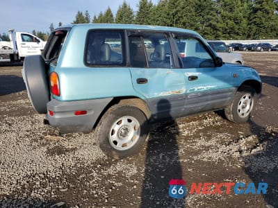 Trzecie zdjęcie samochodu z tyłu: 1997 TOYOTA RAV4 VIN:JT3HP10V5V0148768 - miniatura