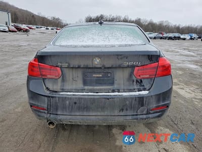 Zdjęcie 6 z 11 samochodu: 2016 BMW 320 XI VIN:WBA8E5G50GNU20113 - miniatura