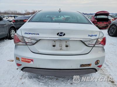 Zdjęcie 11 z 24 samochodu: 2015 HYUNDAI SONATA HYBRID VIN:KMHEC4A49FA138639 - miniatura