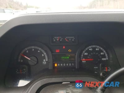 Zdjęcie 9 z 13 samochodu: 2019 FORD ECONOLINE E450 SUPER VIN:1FDFE4FS9KDC56592 - miniatura