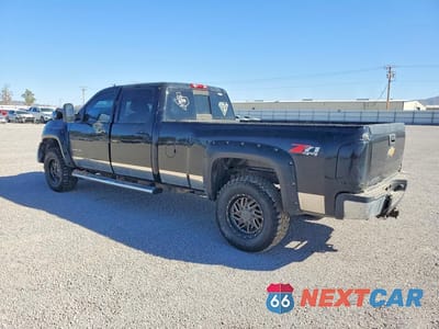 Drugie zdjęcie samochodu z przodu: 2011 CHEVROLET SILVERADO K3500 LTZ VIN:1GC4K1CGXBF189878 - miniatura