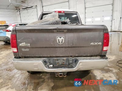 Zdjęcie 6 z 13 samochodu: 2016 RAM 2500 SLT VIN:3C6UR5DL9GG319273 - miniatura