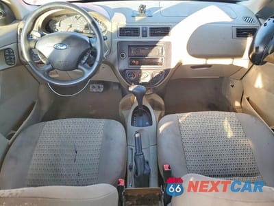Zdjęcie 8 z 13 samochodu: 2007 FORD FOCUS VIN:1FAFP34N67W229731 - miniatura