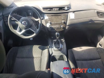 Zdjęcie 8 z 13 samochodu: 2017 NISSAN ROGUE S VIN:KNMAT2MT4HP527358 - miniatura