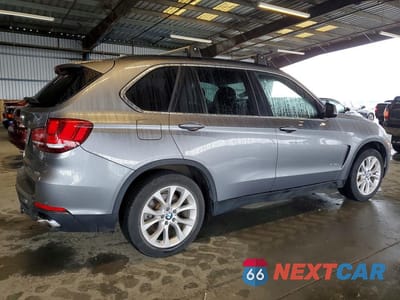 Trzecie zdjęcie samochodu z tyłu: 2016 BMW X5 XDR40E VIN:5UXKT0C53G0S75300 - miniatura
