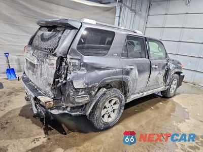 Trzecie zdjęcie samochodu z tyłu: 2013 TOYOTA 4RUNNER SR5 VIN:JTEBU5JR6D5122955 - miniatura