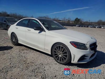 Czwarte zdjęcie samochodu z boku: 2021 MERCEDES-BENZ C 300 VIN:W1KWF8DB9MR635860 - miniatura