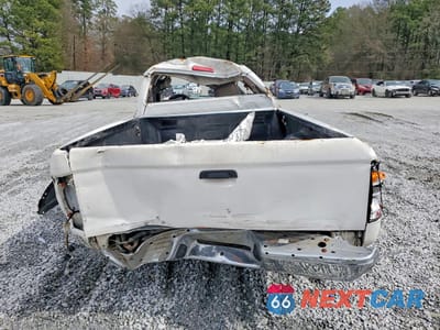 Zdjęcie 6 z 13 samochodu: 2003 TOYOTA TACOMA BASE VIN:5TEVL52N63Z216877 - miniatura