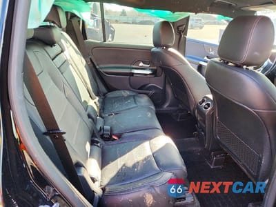 Zdjęcie 11 z 12 samochodu: 2022 MERCEDES-BENZ GLB AMG 35 4MATIC VIN:W1N4M5BB0NW173273 - miniatura