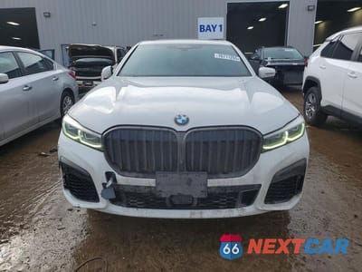 Piąte zdjęcie samochodu w środku: 2020 BMW 750 XI VIN:WBA7U2C08LGJ59237 - miniatura