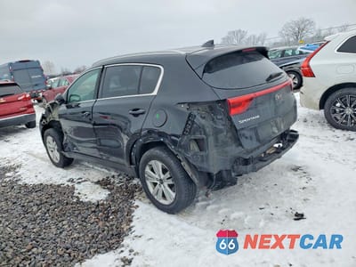 Drugie zdjęcie samochodu z przodu: 2018 KIA SPORTAGE LX VIN:KNDPMCAC8J7446919 - miniatura