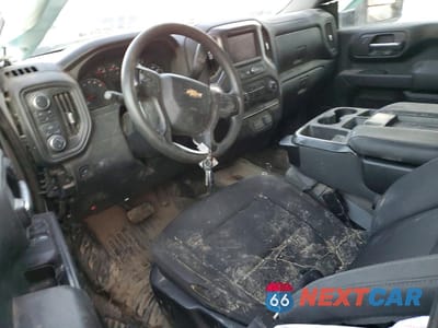 Zdjęcie 8 z 12 samochodu: 2023 CHEVROLET SILVERADO K3500 VIN:1GB3YSE74PF252188 - miniatura