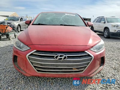 Piąte zdjęcie samochodu w środku: 2017 HYUNDAI ELANTRA SE VIN:5NPD84LF5HH208083 - miniatura
