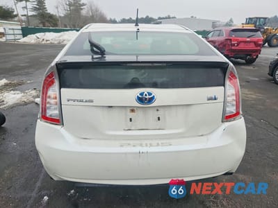 Zdjęcie 6 z 11 samochodu: 2015 TOYOTA PRIUS VIN:JTDKN3DU1F1886132 - miniatura