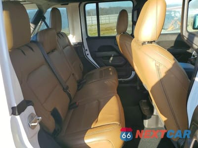 Zdjęcie 10 z 12 samochodu: 2020 JEEP WRANGLER UNLIMITED SAHARA VIN:1C4HJXEN4LW166116 - miniatura