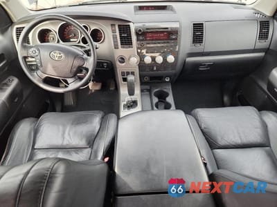 Zdjęcie 7 z 11 samochodu: 2010 TOYOTA TUNDRA GRADE VIN:5TFDW5F17AX126989 - miniatura