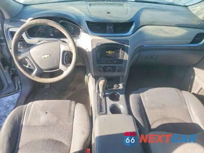 Zdjęcie 8 z 12 samochodu: 2017 CHEVROLET TRAVERSE LS VIN:1GNKVFED1HJ200049 - miniatura