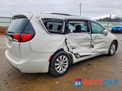 Trzecie zdjęcie samochodu z tyłu: 2019 CHRYSLER PACIFICA TOURING L VIN:2C4RC1BG7KR589152 - miniatura