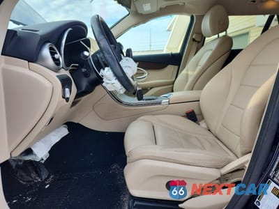 Zdjęcie 7 z 14 samochodu: 2021 MERCEDES-BENZ GLC 300 4MATIC VIN:W1N0G8EB9MF913453 - miniatura