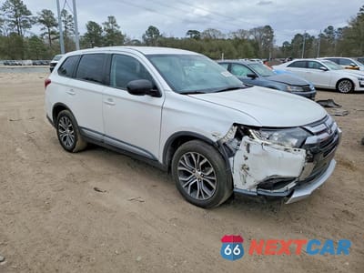 Czwarte zdjęcie samochodu z boku: 2017 MITSUBISHI OUTLANDER ES VIN:JA4AD2A31HZ057757 - miniatura
