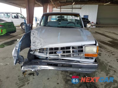 Piąte zdjęcie samochodu w środku: 1989 FORD RANGER VIN:1FTCR10T9KUA39412 - miniatura