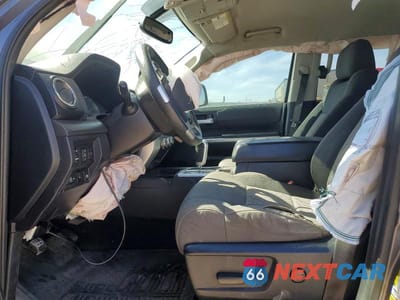 Zdjęcie 7 z 11 samochodu: 2017 TOYOTA TUNDRA SR5 VIN:5TFEW5F18HX214156 - miniatura