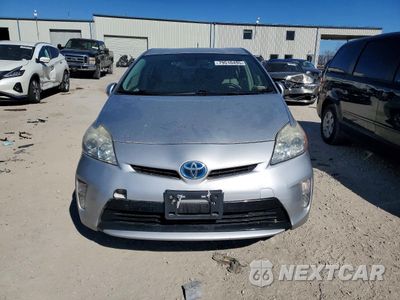 Piąte zdjęcie samochodu w środku: 2013 TOYOTA PRIUS THREE VIN:JTDKN3DU0D0350405 - miniatura
