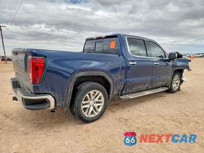 Trzecie zdjęcie samochodu z tyłu: 2020 GMC SIERRA C1500 SLT VIN:3GTP8DED2LG181211 - miniatura