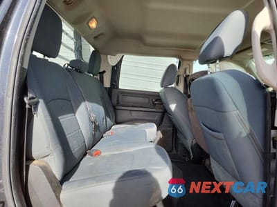 Zdjęcie 10 z 11 samochodu: 2014 RAM 2500 FLATBED TRUCK VIN:3C6UR5HLXEG105772 - miniatura