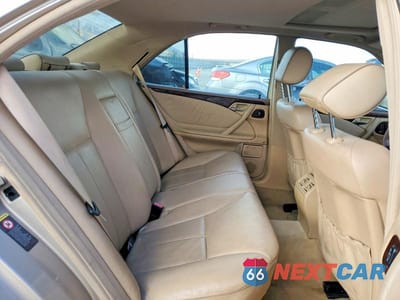 Zdjęcie 10 z 12 samochodu: 2001 MERCEDES-BENZ E 430 VIN:WDBJF83J61X050690 - miniatura