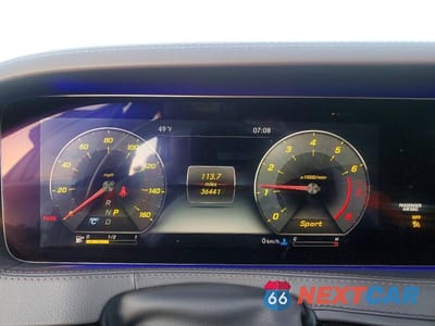 Zdjęcie 9 z 12 samochodu: 2018 MERCEDES-BENZ S 560 VIN:WDDUG8DB0JA368218 - miniatura