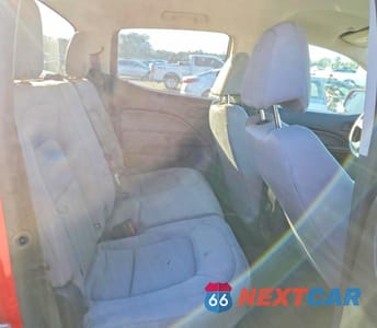 Zdjęcie 10 z 13 samochodu: 2018 CHEVROLET COLORADO VIN:1GCGTBEN1J1251157 - miniatura