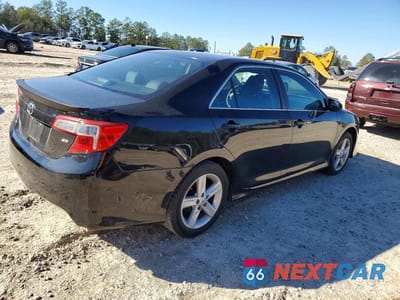 Trzecie zdjęcie samochodu z tyłu: 2013 TOYOTA CAMRY L VIN:4T1BF1FK1DU299756 - miniatura