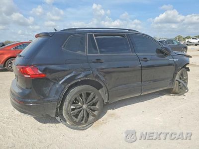 Trzecie zdjęcie samochodu z tyłu: 2021 VOLKSWAGEN TIGUAN SE VIN:3VV3B7AX0MM007854 - miniatura