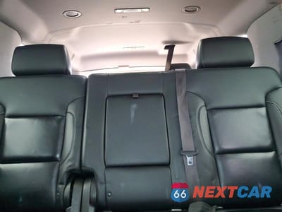 Zdjęcie 10 z 12 samochodu: 2015 CHEVROLET SUBURBAN K1500 LT VIN:1GNSKJKC9FR226159 - miniatura