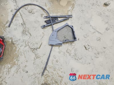 Zdjęcie 12 z 13 samochodu: 2016 BMW 750 XI VIN:WBA7F2C56GG416813 - miniatura