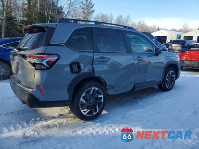 Trzecie zdjęcie samochodu z tyłu: 2025 SUBARU FORESTER LIMITED VIN:JF2SLDRC7SH572628 - miniatura