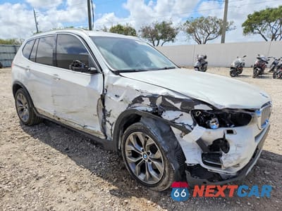 Czwarte zdjęcie samochodu z boku: 2017 BMW X3 XDRIVE28I VIN:5UXWX9C55H0T15260 - miniatura
