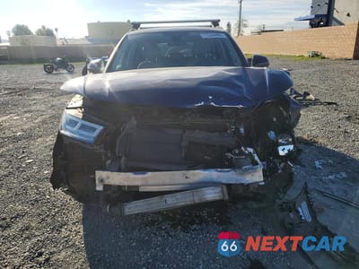 Piąte zdjęcie samochodu w środku: 2019 AUDI Q5 PREMIUM PLUS VIN:WA1BNAFY5K2125347 - miniatura