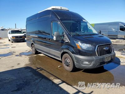 Czwarte zdjęcie samochodu z boku: 2022 FORD TRANSIT 350 DELIVERY VAN VIN:1FTBW3XG7NKA67296 - miniatura