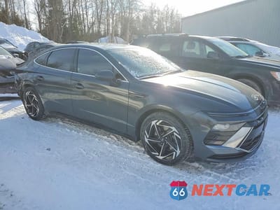 Czwarte zdjęcie samochodu z boku: 2025 HYUNDAI SONATA PREFERRED-TREND VIN:KMHL44JA8SA439469 - miniatura