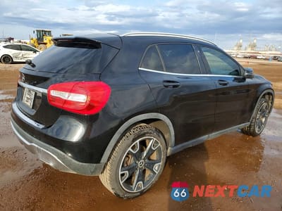 Trzecie zdjęcie samochodu z tyłu: 2020 MERCEDES-BENZ GLA 250 VIN:W1NTG4EBXLU029361 - miniatura