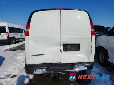 Zdjęcie 6 z 11 samochodu: 2025 CHEVROLET EXPRESS G2500 UTILITY / SERVICE VAN VIN:1GCWGAF74S1207939 - miniatura