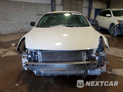 Piąte zdjęcie samochodu w środku: 2011 NISSAN ALTIMA S VIN:1N4AL2EP2BC164600 - miniatura
