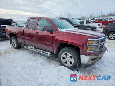 Czwarte zdjęcie samochodu z boku: 2015 CHEVROLET SILVERADO K1500 LT VIN:1GCVKREC6FZ279224 - miniatura