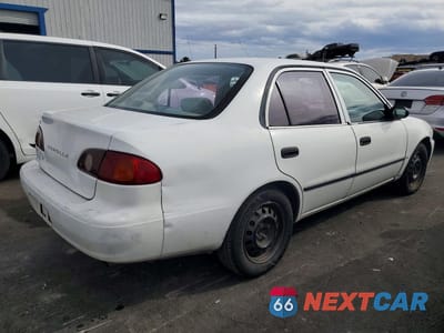 Trzecie zdjęcie samochodu z tyłu: 2001 TOYOTA COROLLA CE VIN:1NXBR12E51Z462945 - miniatura