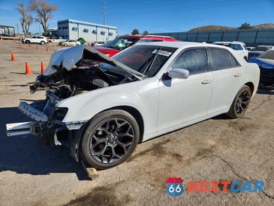 2019 CHRYSLER 300 S 2C3CCABG0KH639874 - główne zdjęcie licytacji z USA - miniatura