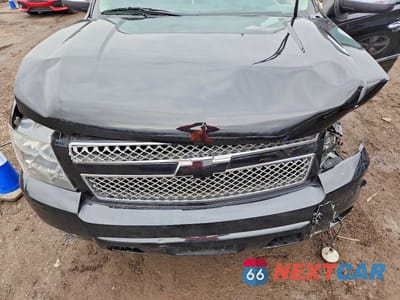 Zdjęcie 12 z 12 samochodu: 2013 CHEVROLET TAHOE K1500 LTZ VIN:1GNSKCE08DR150217 - miniatura